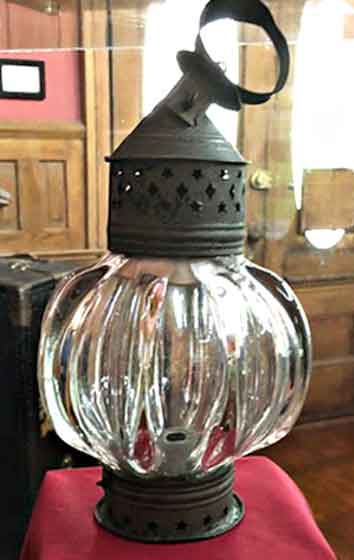 Unusual Lobed-Globe Railway Lantern Ca.1840's, Madison, IN